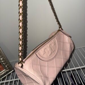 Elegant Pink Quilted Shoulder Bag